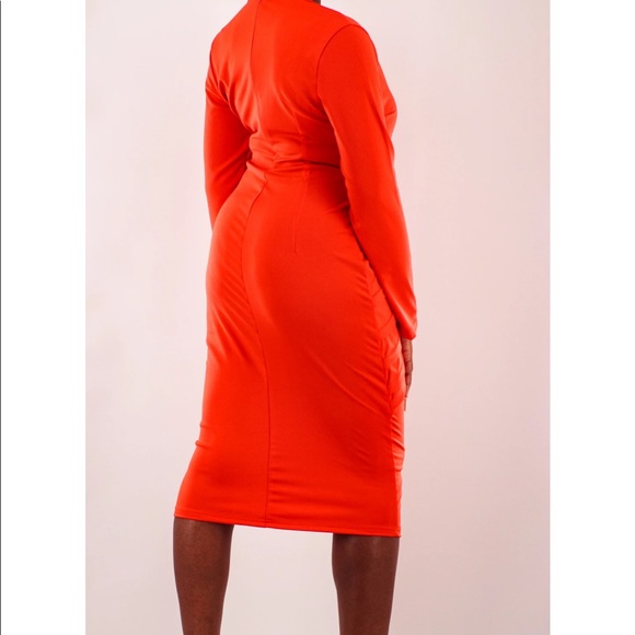 Great Escape Ruffle Dress - Picture 6 of 6